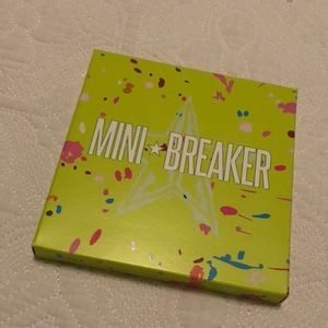 JSC Mini Breaker 9 pan eyeshadow palette